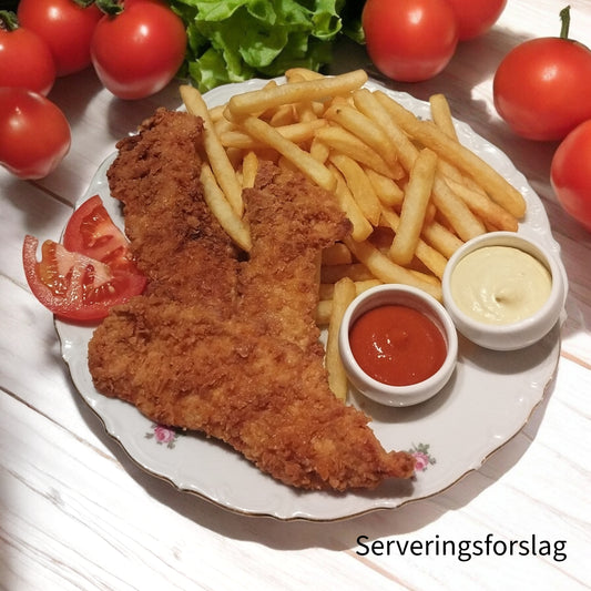 Tender kylling med pommes og dyp.